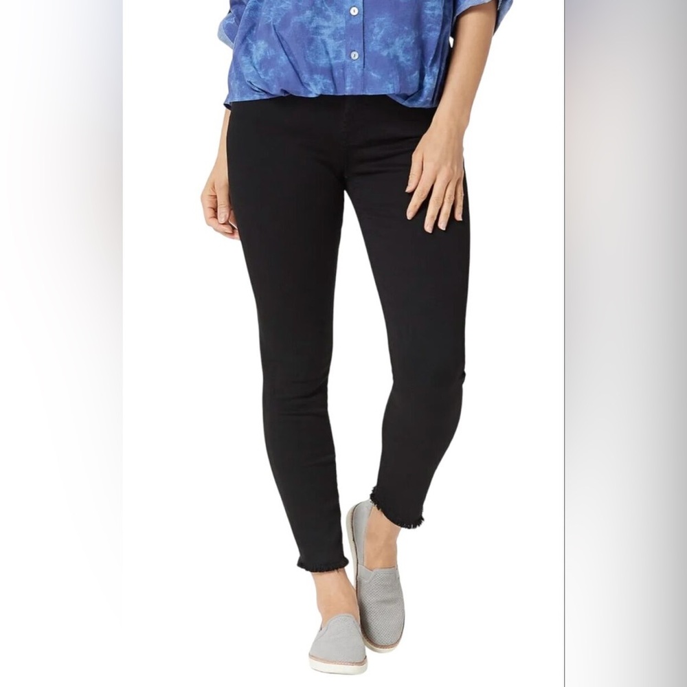NWT JEN7 by 7FAM Black Ankle Skinny Jeans